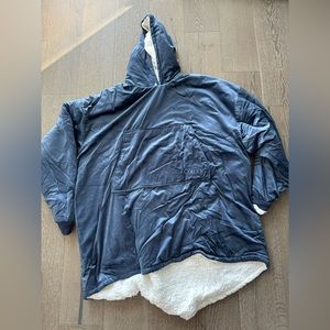 The Comfy original wearable blanket